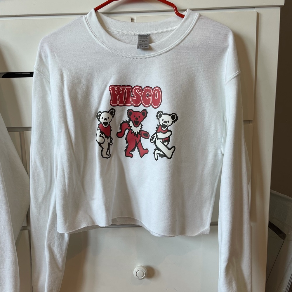 Wisconsin Grateful Dead cropped crewneck